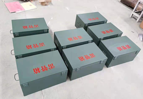 岳阳楼炸药箱和雷管箱一般是怎么存放的？